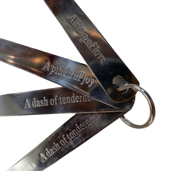 Vintage Heart Shaped Measuring Spoons (Set 4) Baking Cooking Stainless Steel - Picture 4 of 5